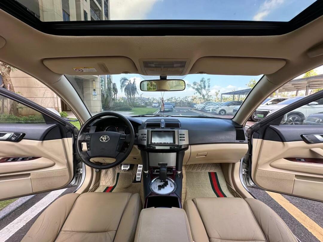 丰田锐志全款3.68万