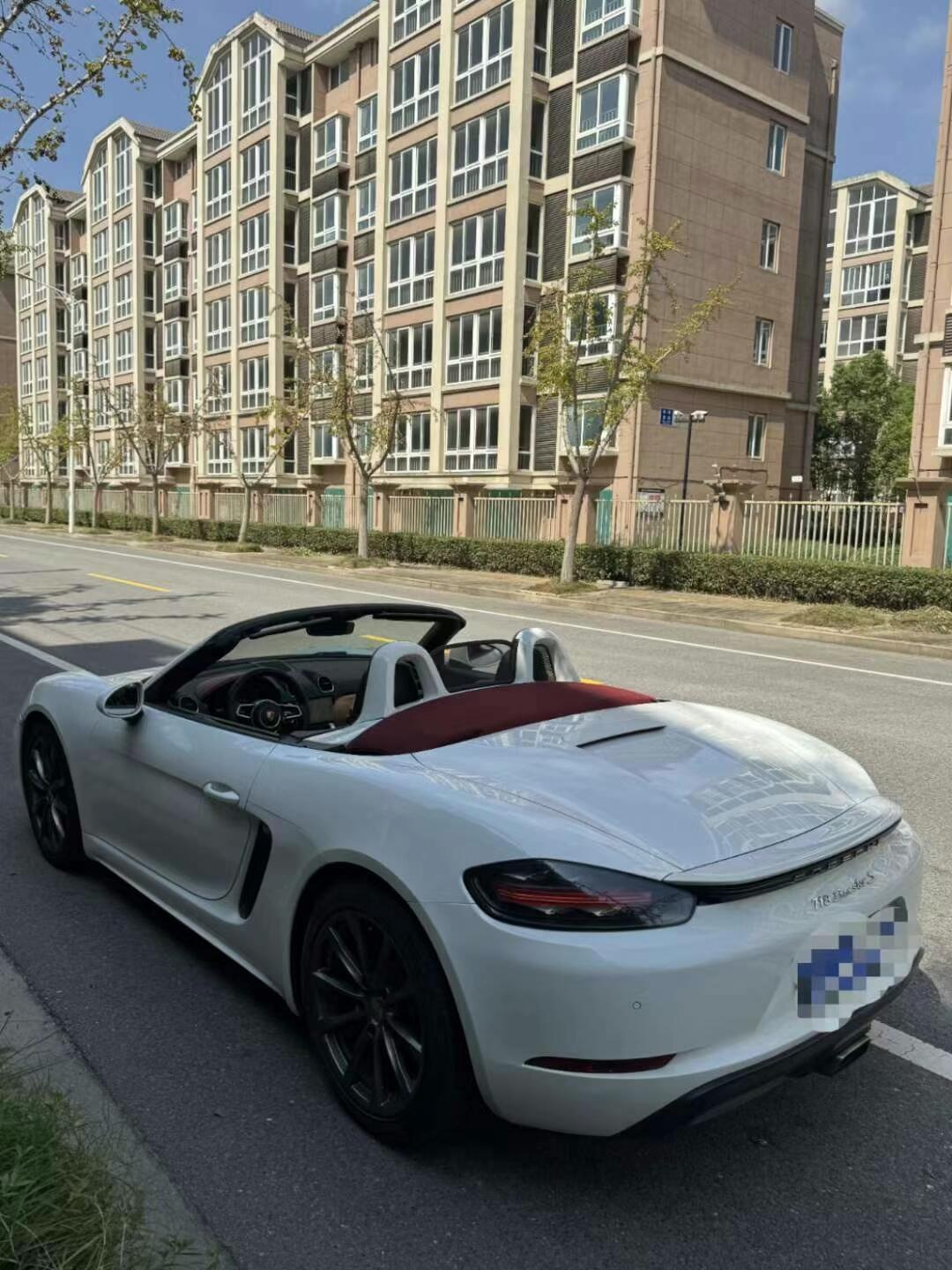 保时捷博克斯特小敞篷