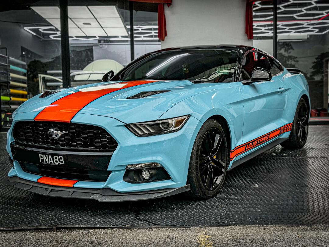 福特野马改色贴膜案例(冰川蓝)