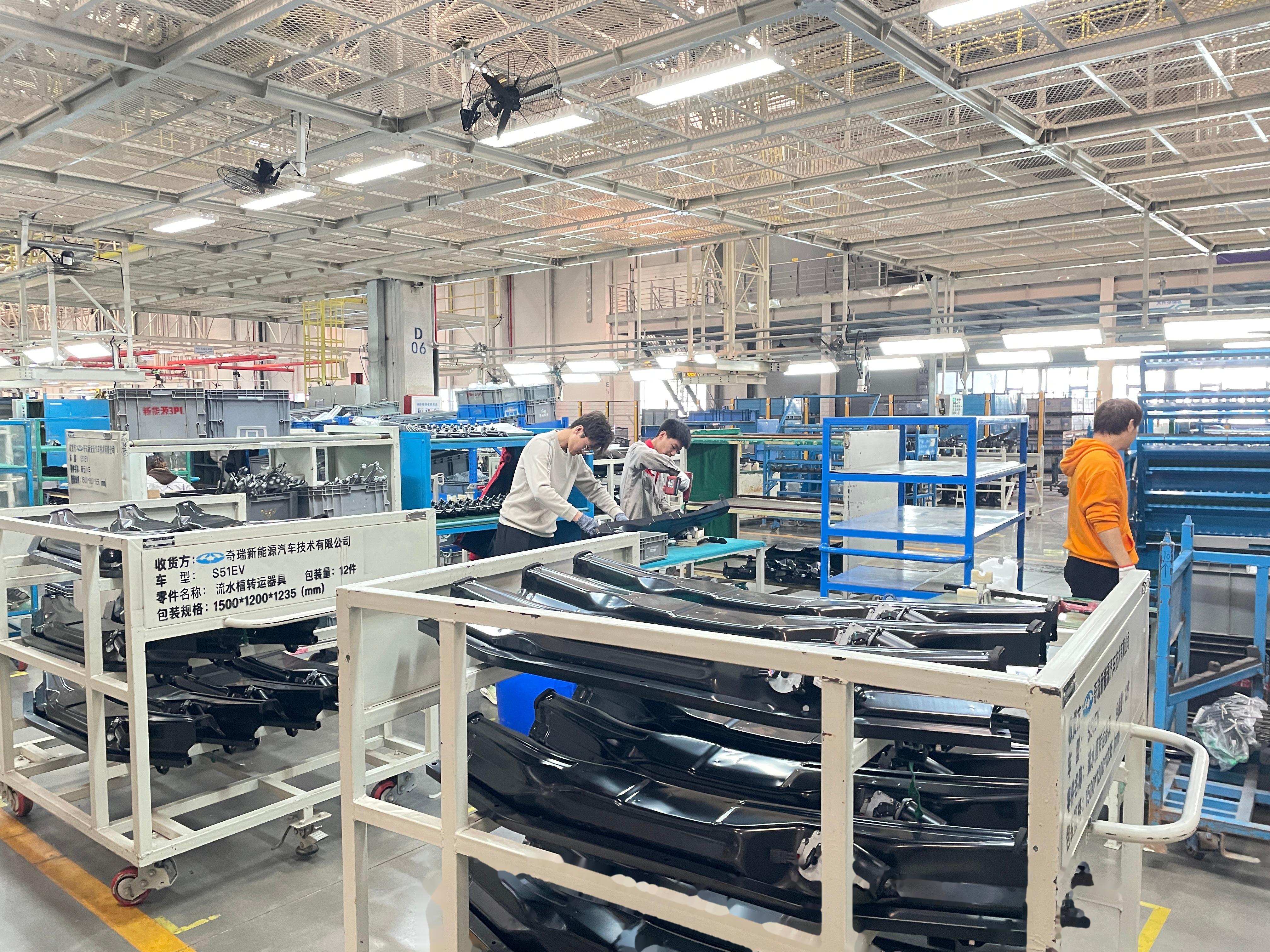 走进奇瑞新能源汽车石家庄分公司,这里年产 3 万辆纯电动乘用车