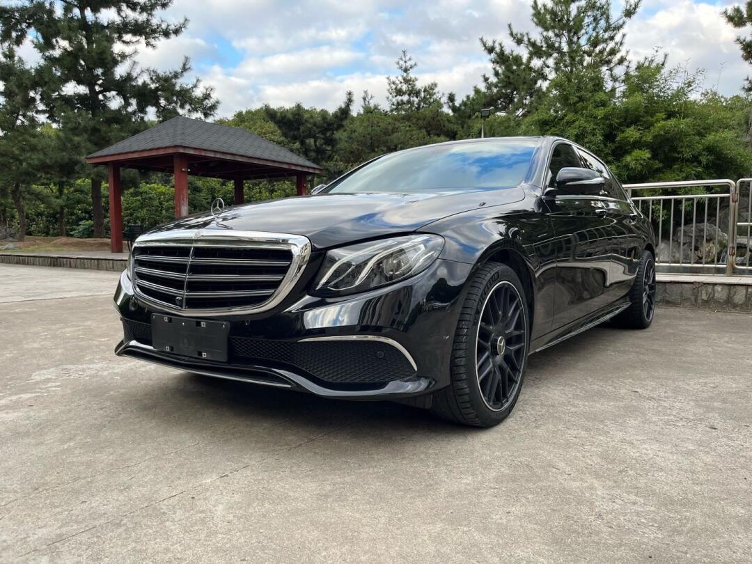 奔驰e级 2020款 奔驰e300l 改款 运动时尚型 2020年01月 首次上