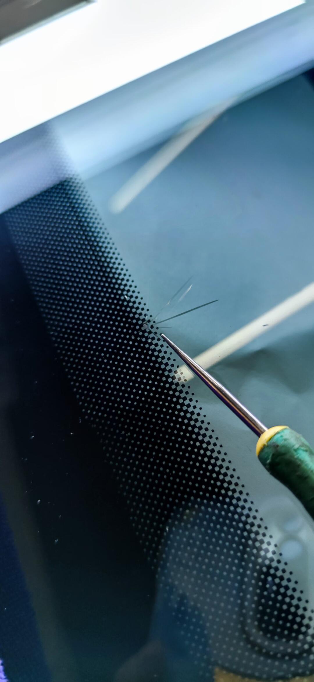 汽车玻璃修复玻璃裂纹修复牛眼修复炸纹修复玻璃开裂复原前挡风玻璃