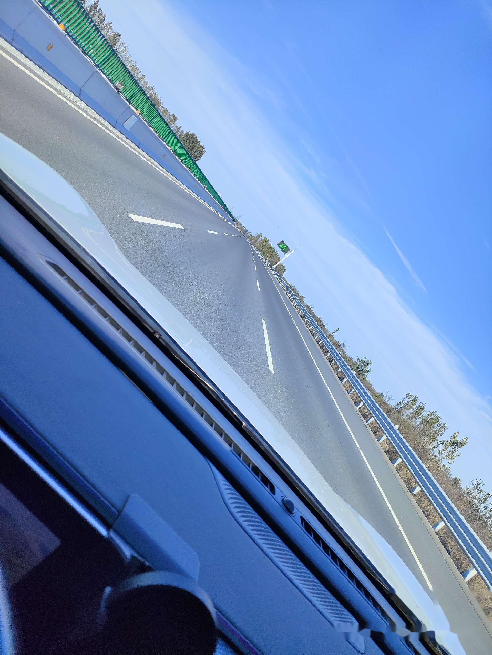 当前位置:>易车>社区>汽车杂谈社区>零跑高速小测试哦,周知的原因