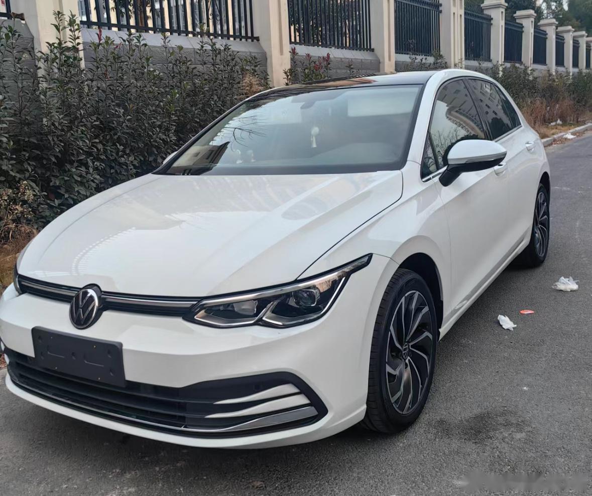 真的特别庆幸自己购买了大众高尔夫,它给我的生活带来了诸多便利与