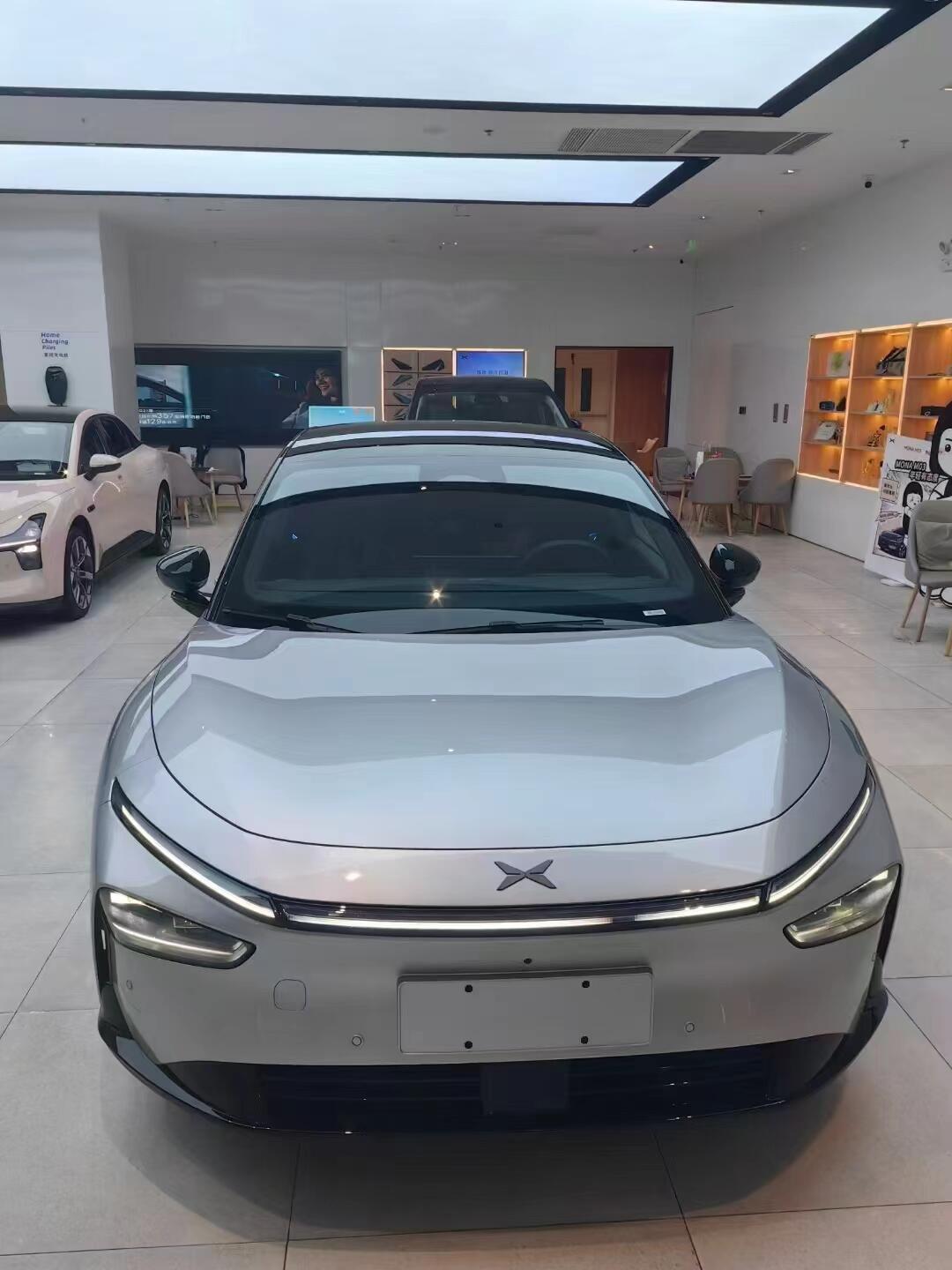 我鹏这个月再创新高,2024年11月,小鹏汽车共交付新车30,895台.其中,小