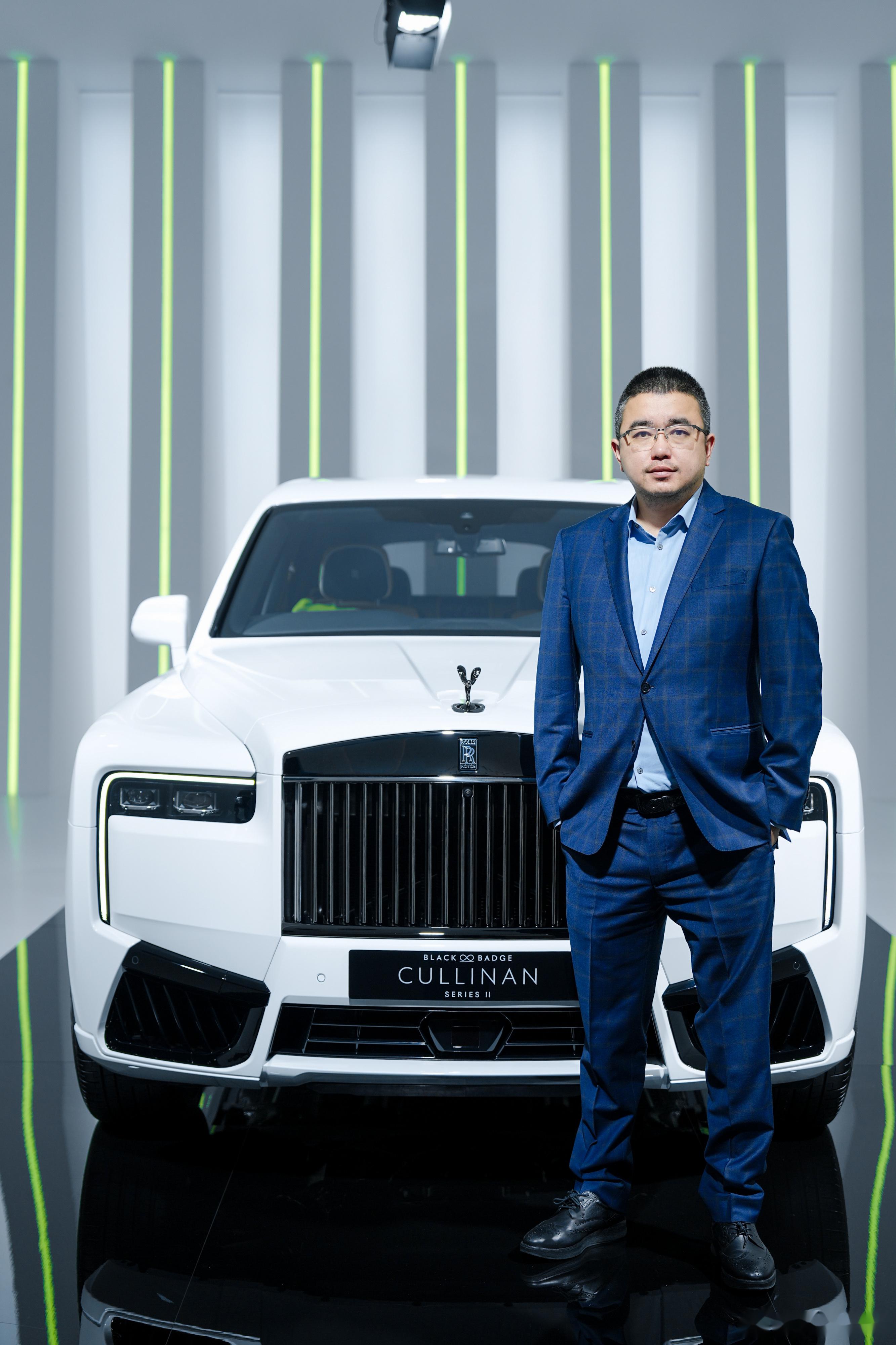 闪现一下,感谢robb report与rolls-royce的邀请,black
