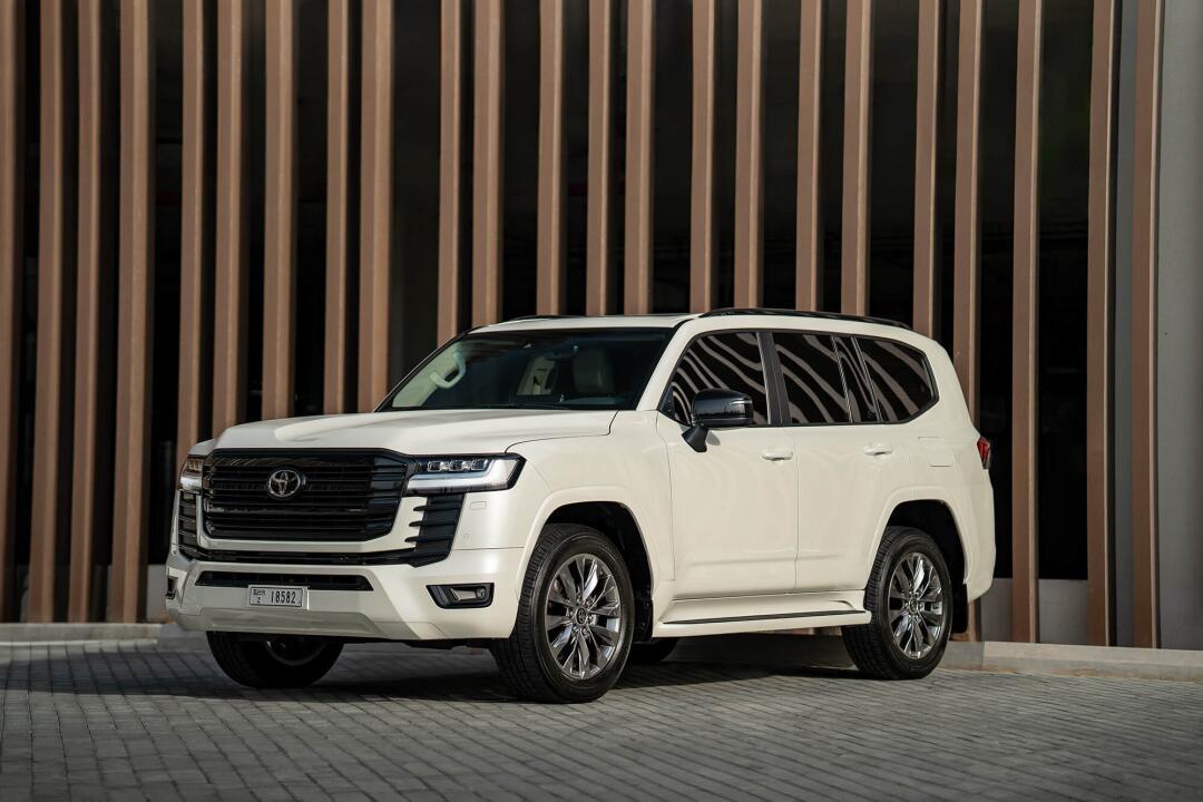 tomica 红白盒系列38 号丰田 陆地巡洋舰