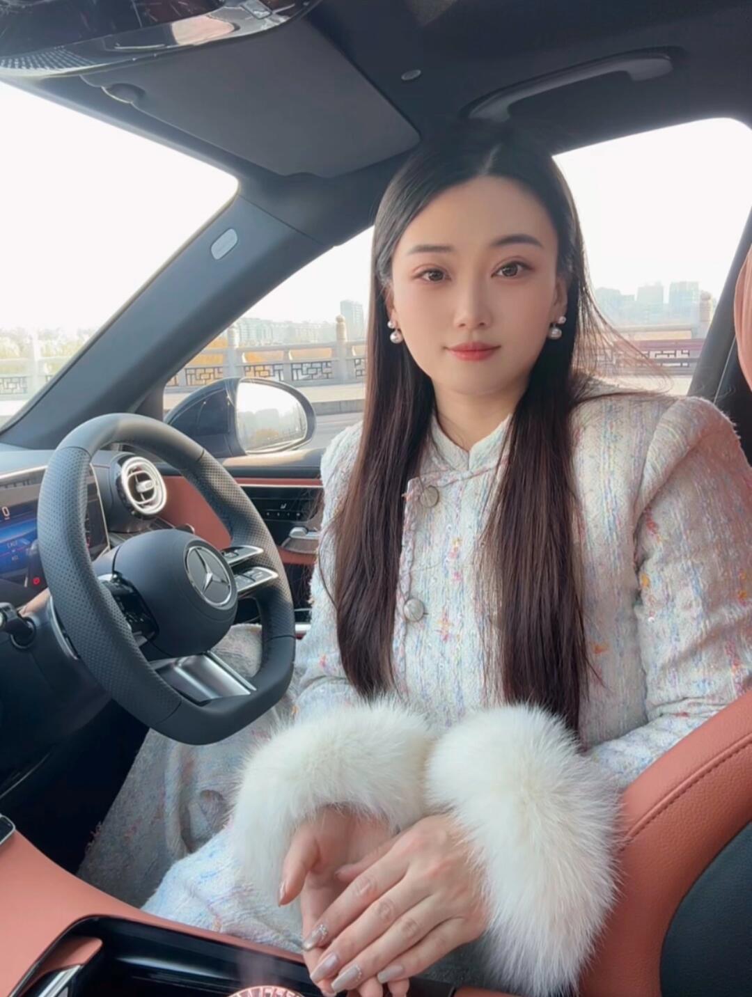 33岁才买人生的第一台车，奔驰GLC300L 不为炫耀只为纪念 生活不一定要比别_奔驰GLC社区_易车社区