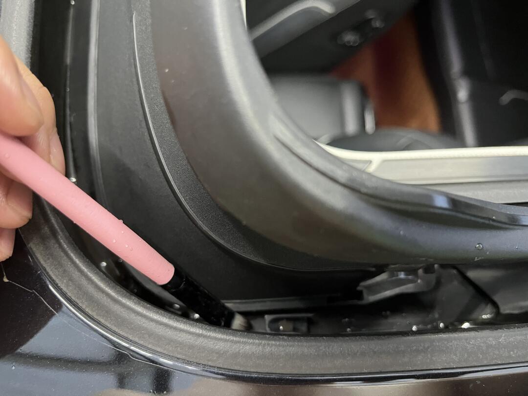 帕萨特自助洗车 清理天窗排水系统