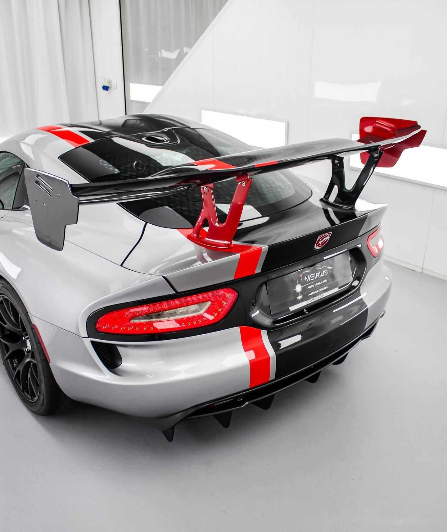 道奇蝰蛇dodge viper acr 8.4l v10