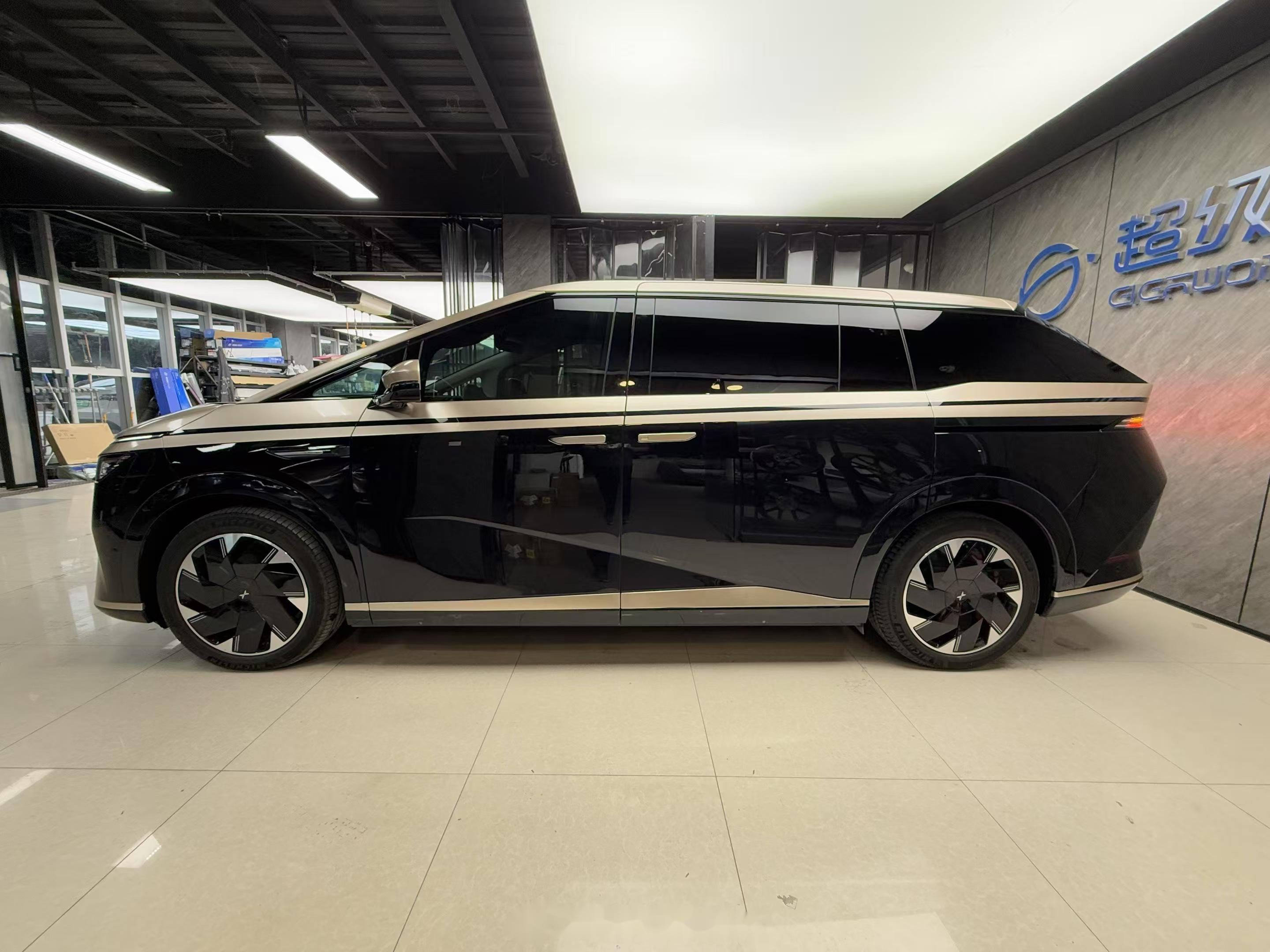 双拼贴好了,黑金x9🤩 贴前跟