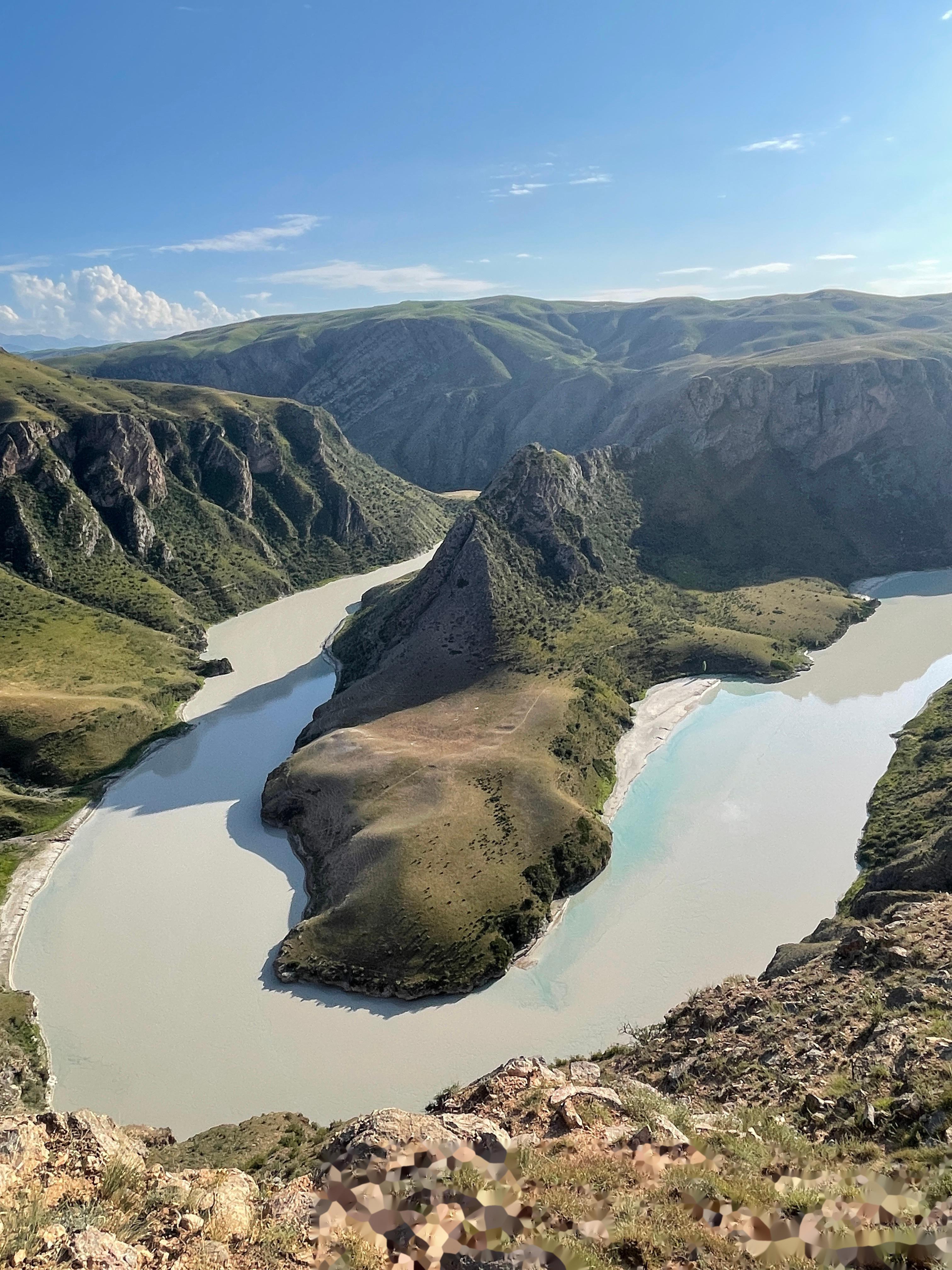 阔克苏大峡谷 阔克苏大峡谷景区是喀拉峻旅游区五大景区的核心景区