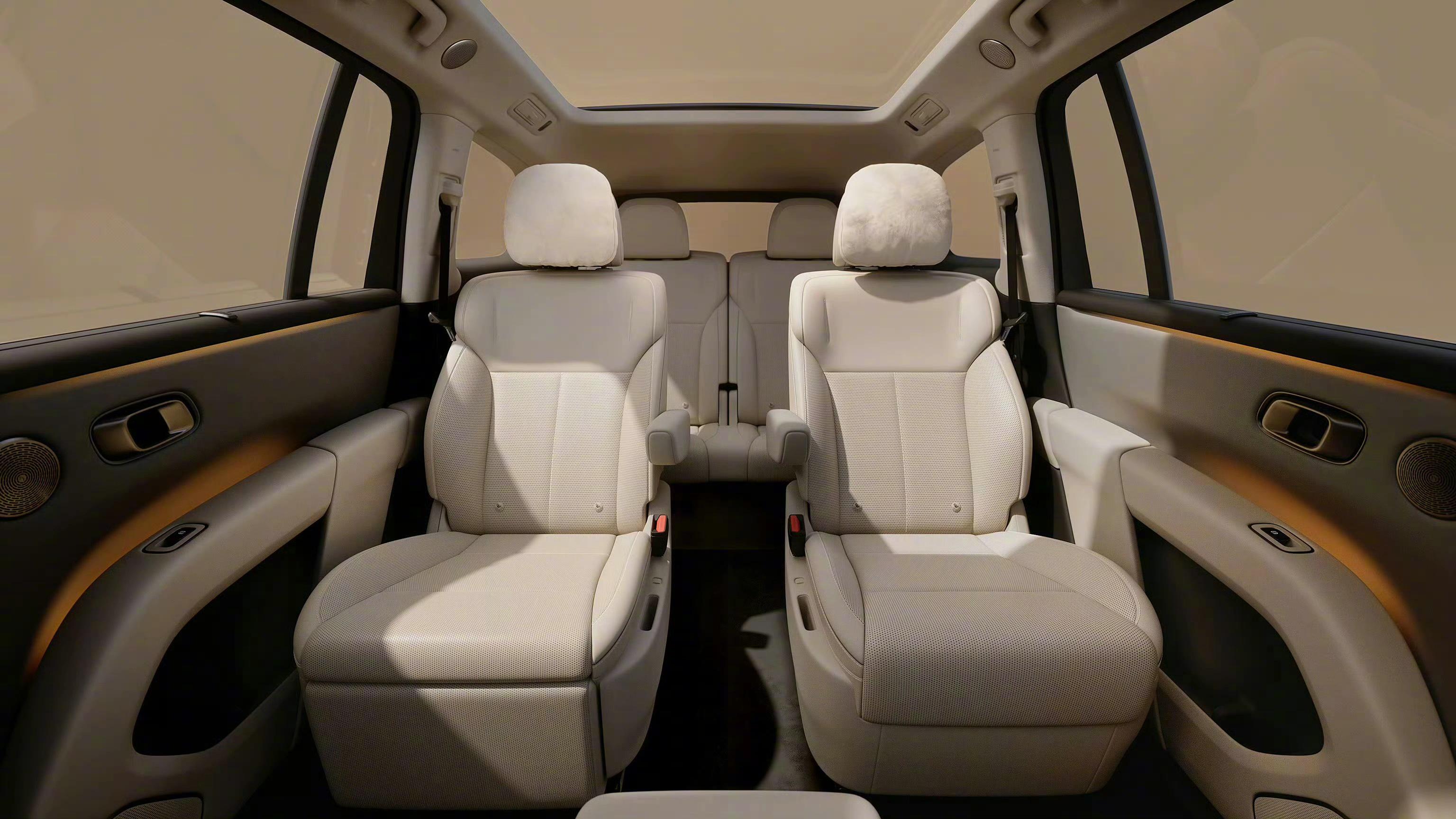 理想i8内饰官图. 今天正在拍这台车,后面出个全网最详细解析