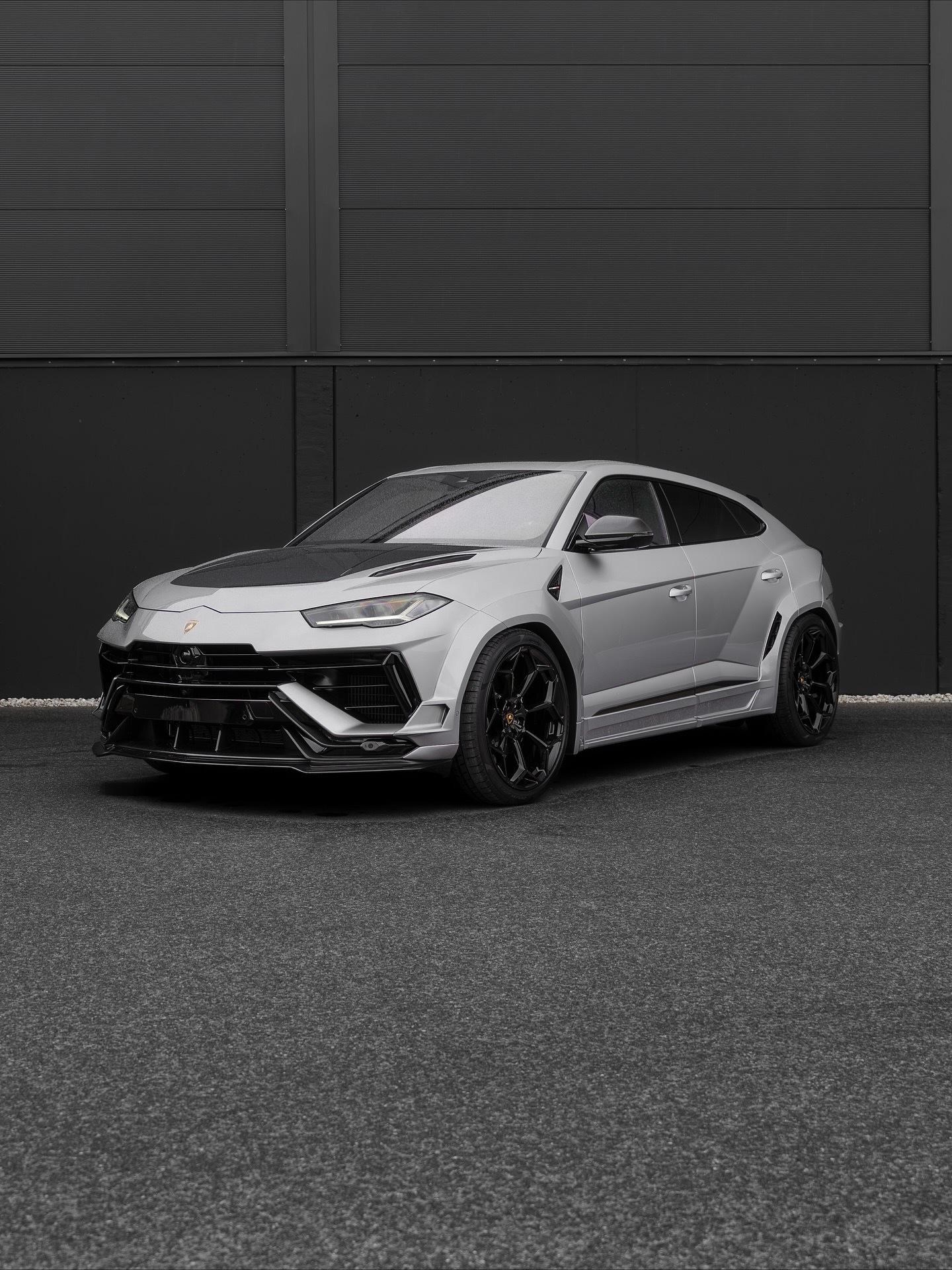 诺维特兰博基尼urus performante esteso