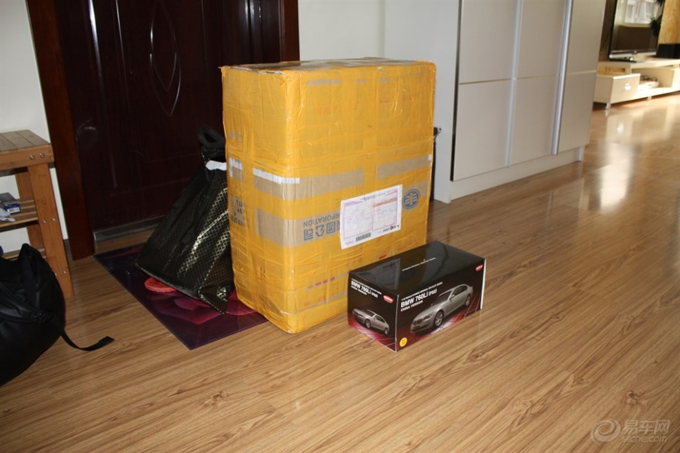 【巴洛克汽车模型俱乐部】红旗三剑客之开箱照