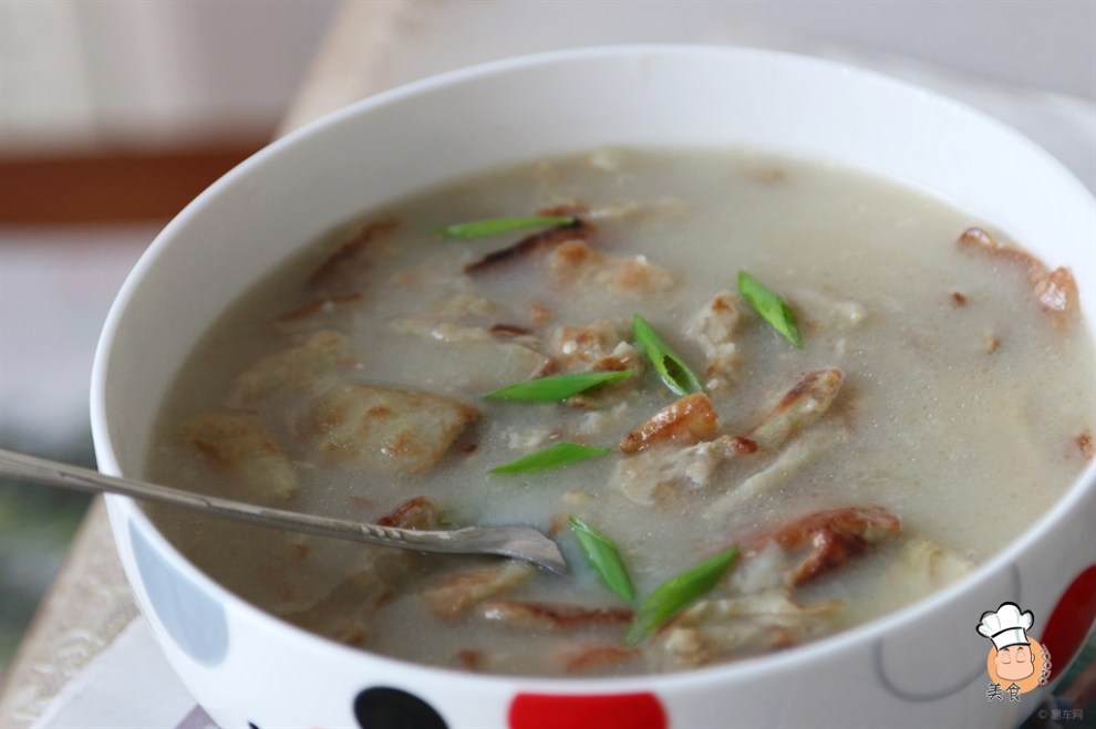 【快乐厨艺】美味营养茄子汤