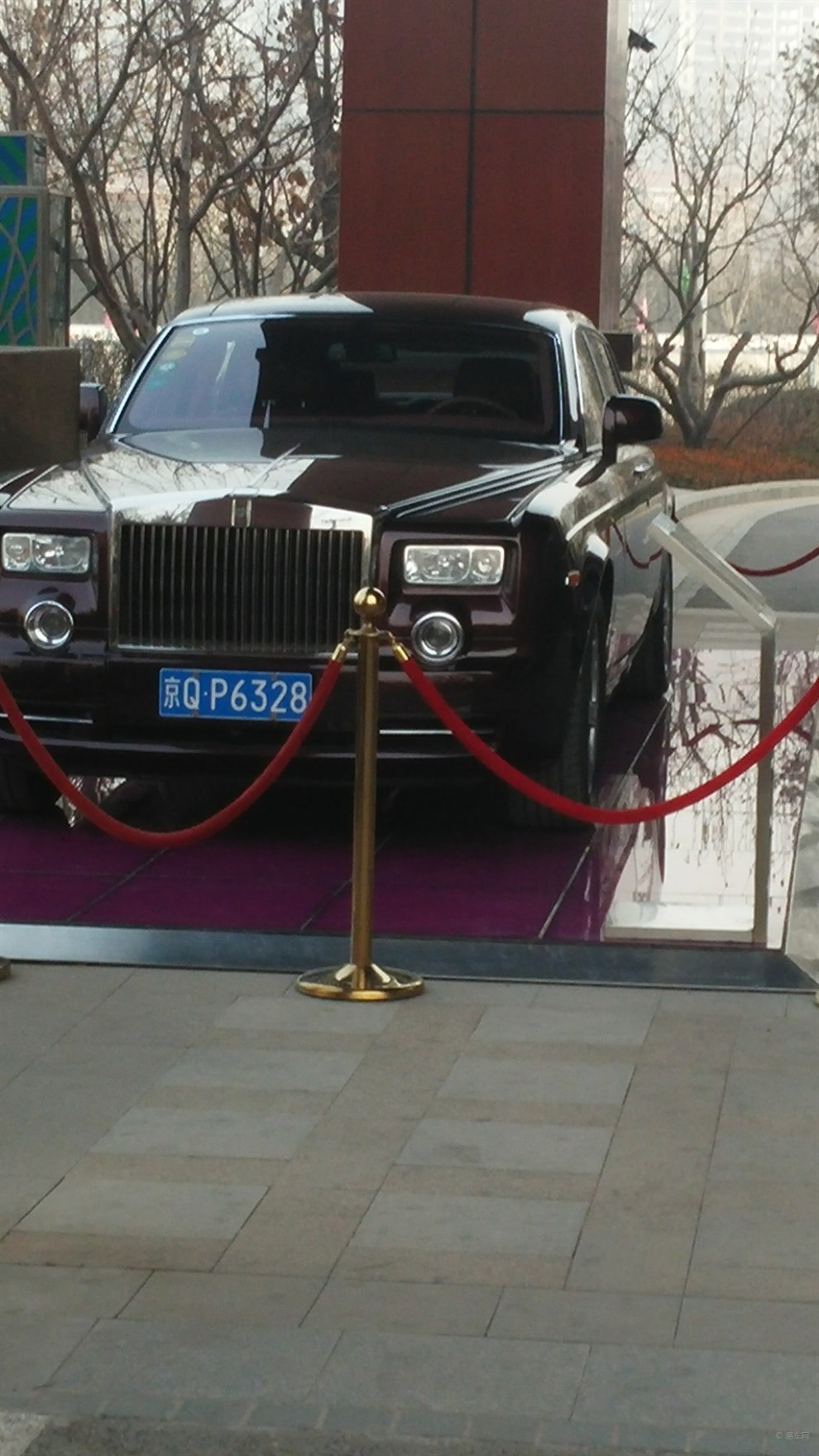 【快乐街拍秀】劳斯莱斯幻影