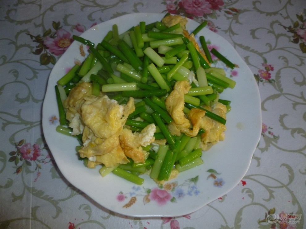 【快乐厨艺】第二季--蒜毫炒鸡蛋