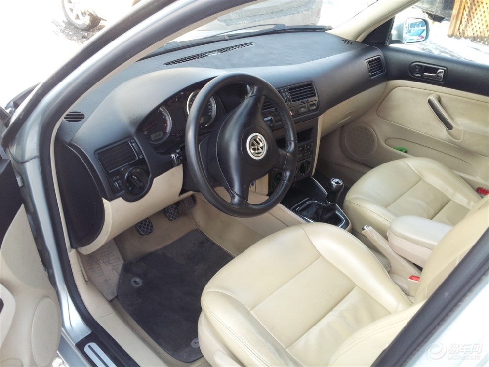 春节前入手的02年宝来.