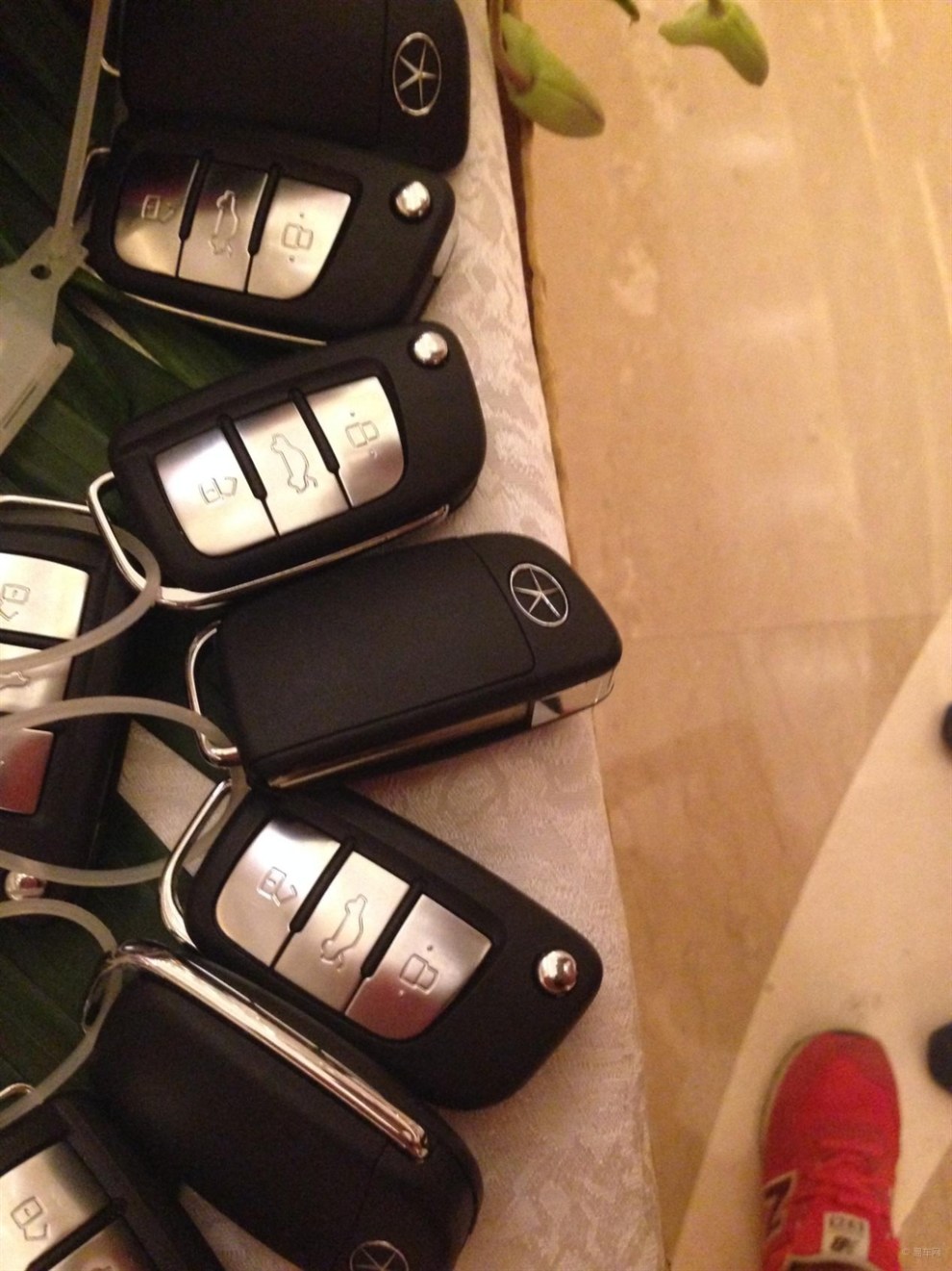 这才是真的炫富:晒晒偶的车钥匙!