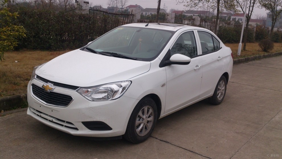 人生第一辆车--2015款赛欧3 1.5理想白提车记