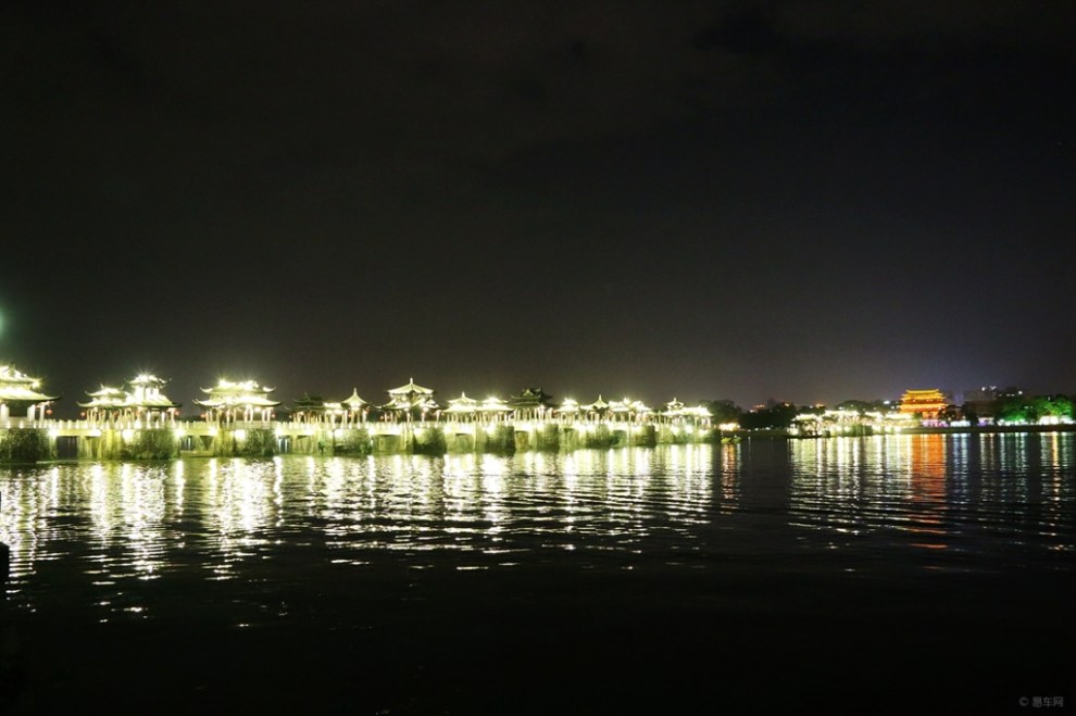 潮州廣濟橋夜景