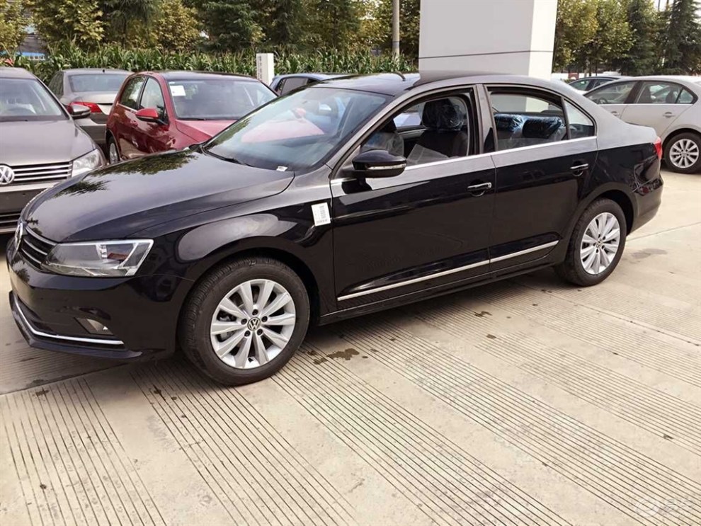 【提车作业】黑色全新速腾15款1.6自舒型期待精华.