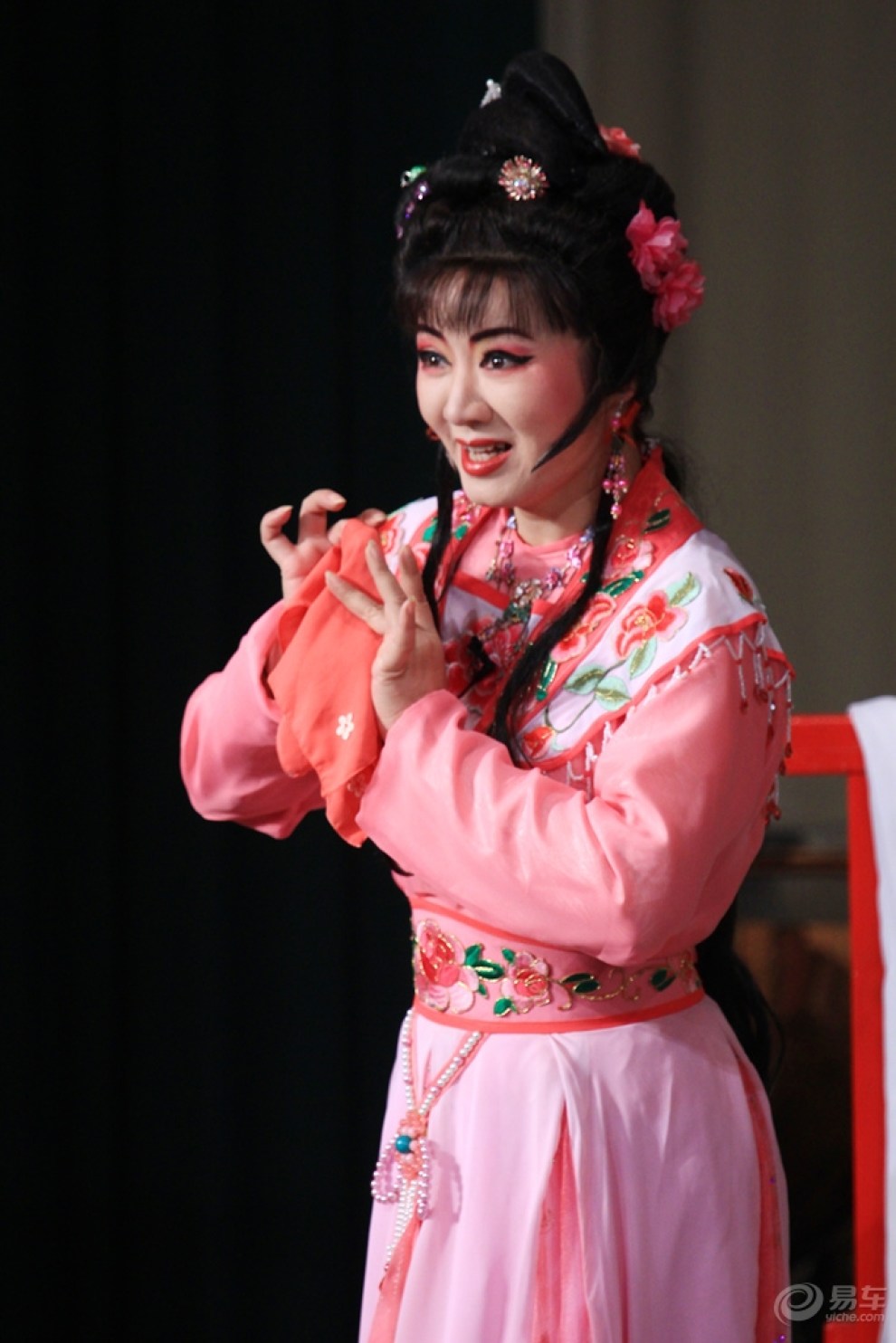 越剧《红丝错》剧照