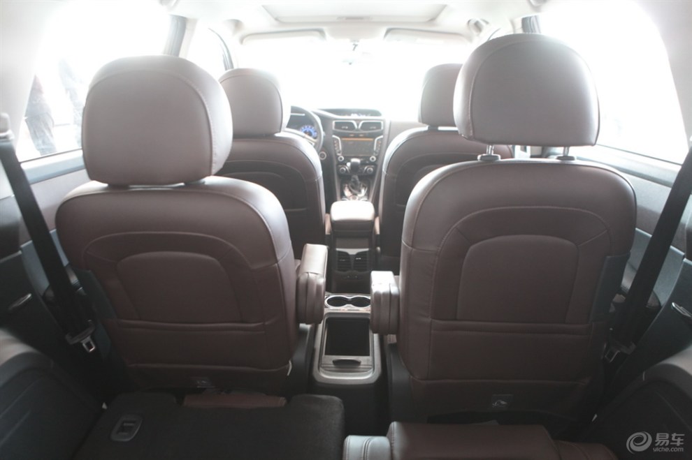 强悍的7座mpv,海马v70抢先体验