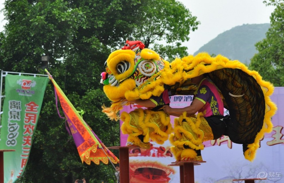 桂林市"三月三"金牌狮王争霸赛