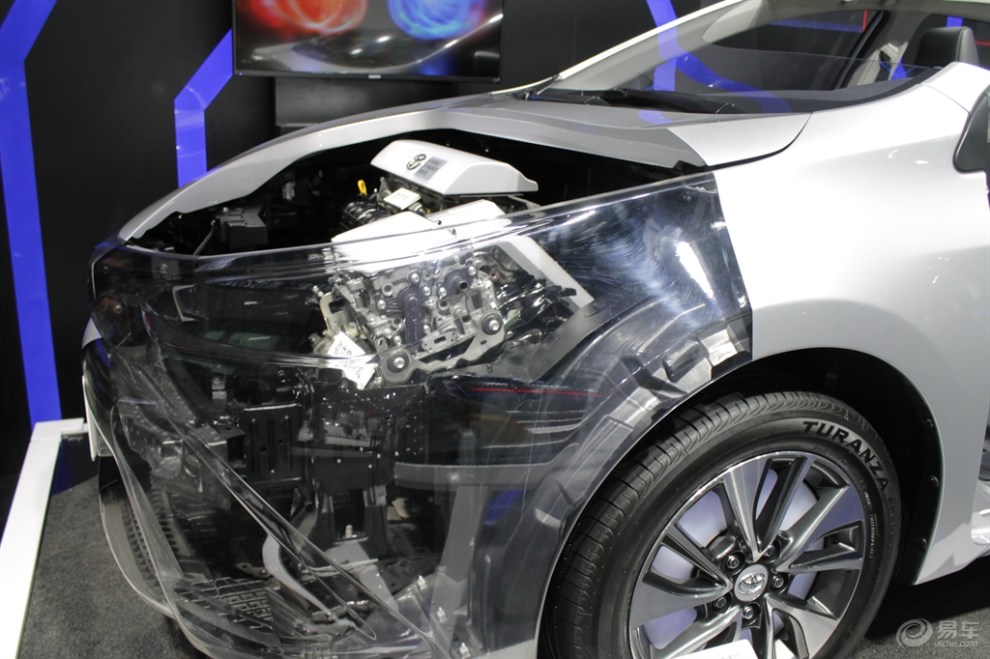 卡罗拉双擎拆解全面展示