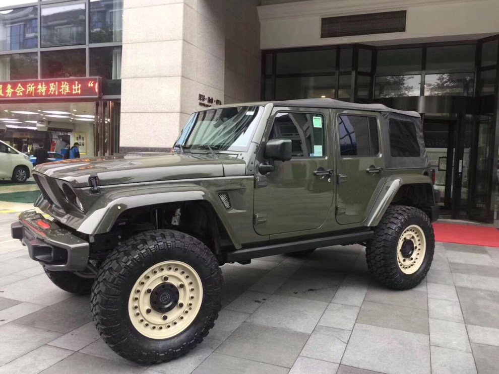 最新复古牧马人