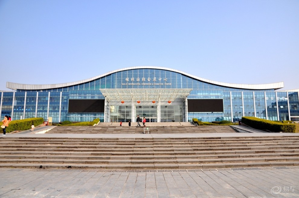 桂林甲天下广场