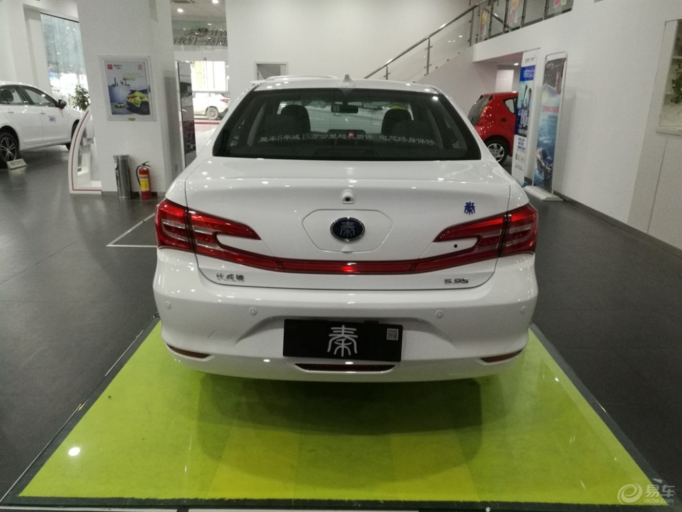 比亚迪秦100欣赏!