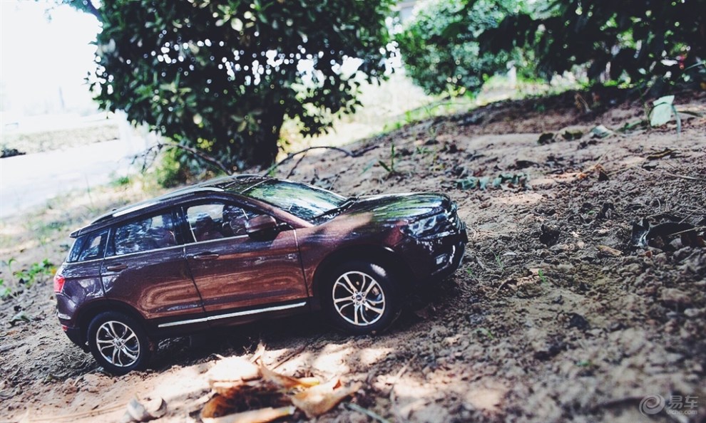 追逐世人称道的美丽-"女王"和"小骑士"第一次的唯美出镜