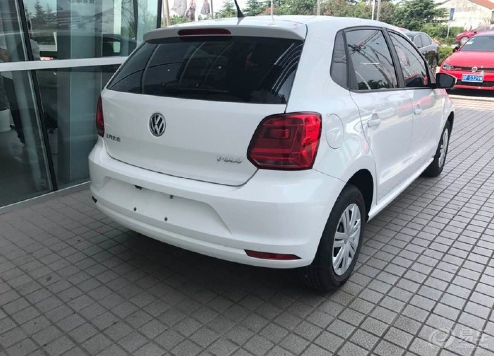 大眾polo1.4l手動乞丐版提車