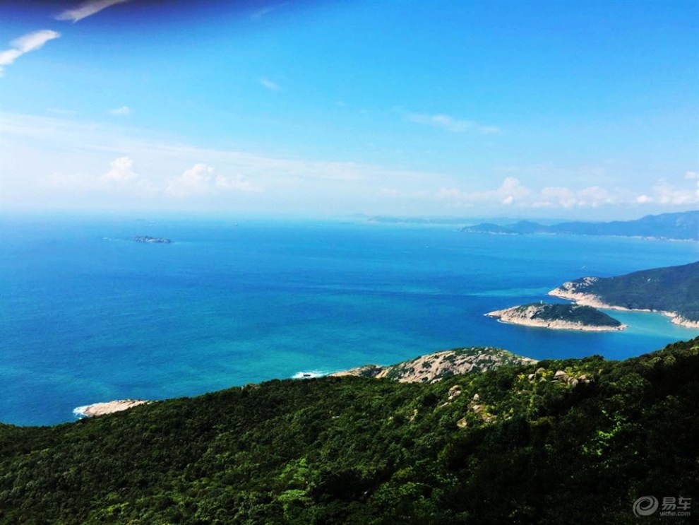 青山碧海蓝天白云,十里金沙