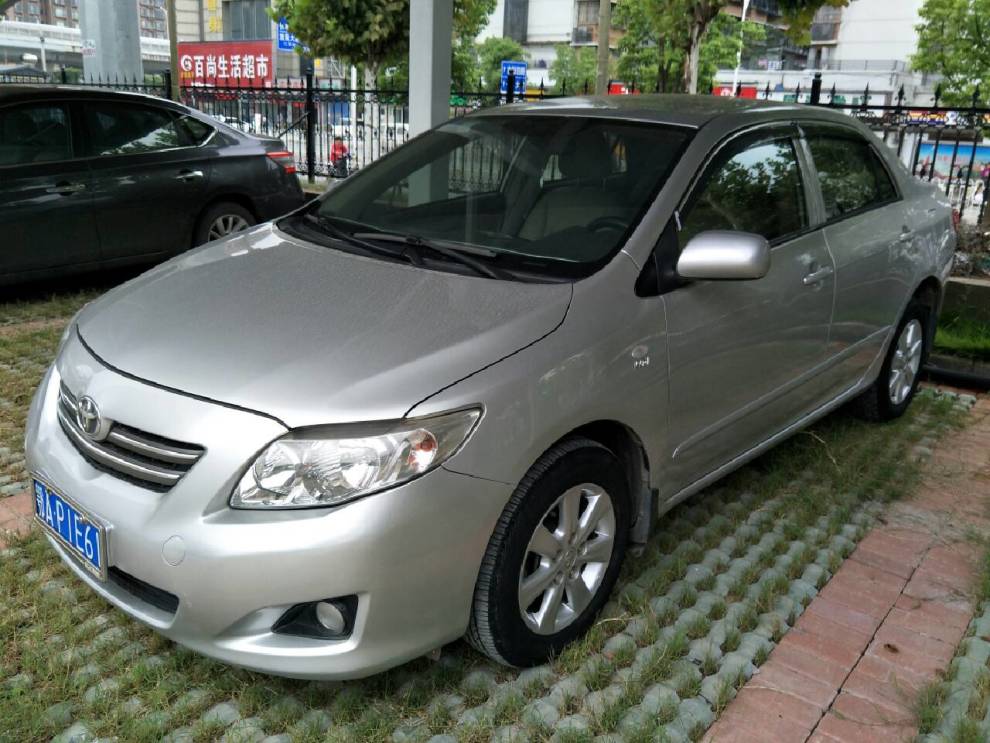 09年丰田卡罗拉 9万公里 自动挡