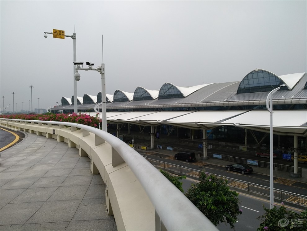 吉利帝豪gl之大白進城-廣州白雲國際機場一日遊