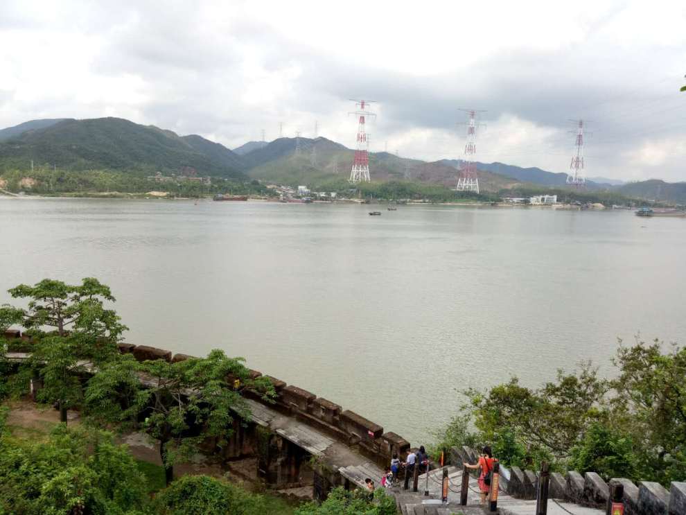 广东新会崖门古炮台游记