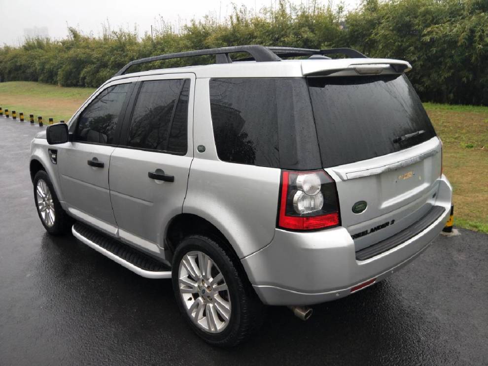 13年的路虎神行者2,2.0t汽油