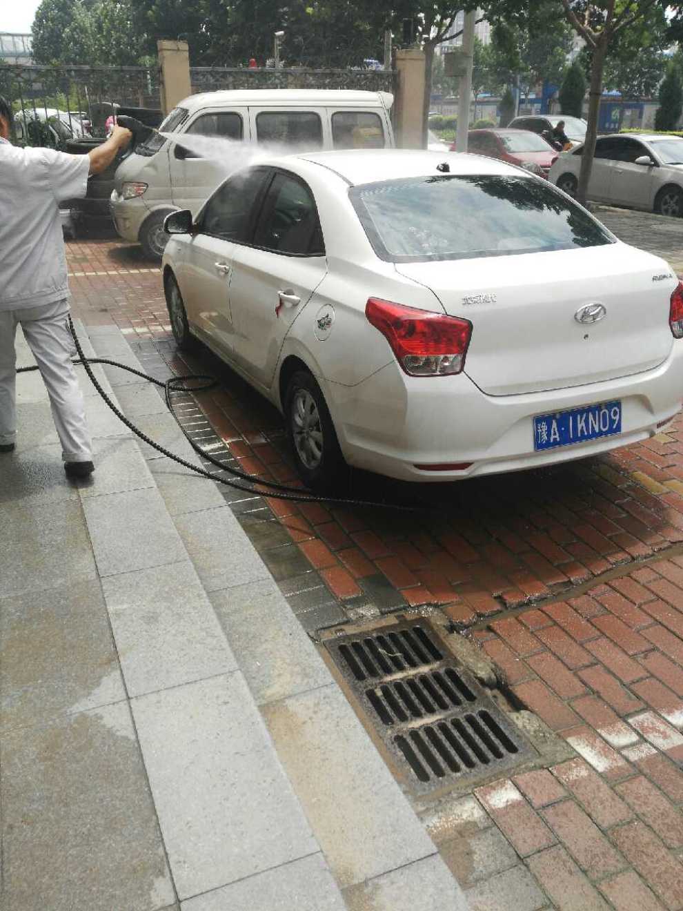 易车车点点洗车