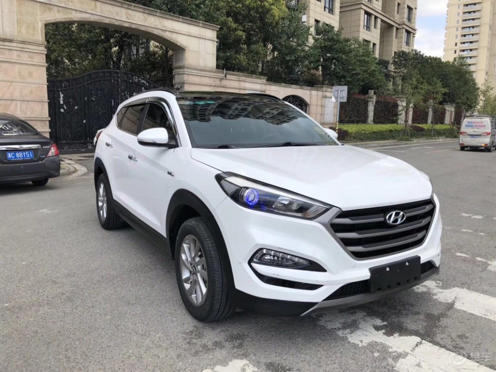 16年现代途胜,喜欢联系!