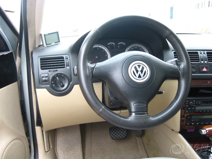 02年老宝来 多图