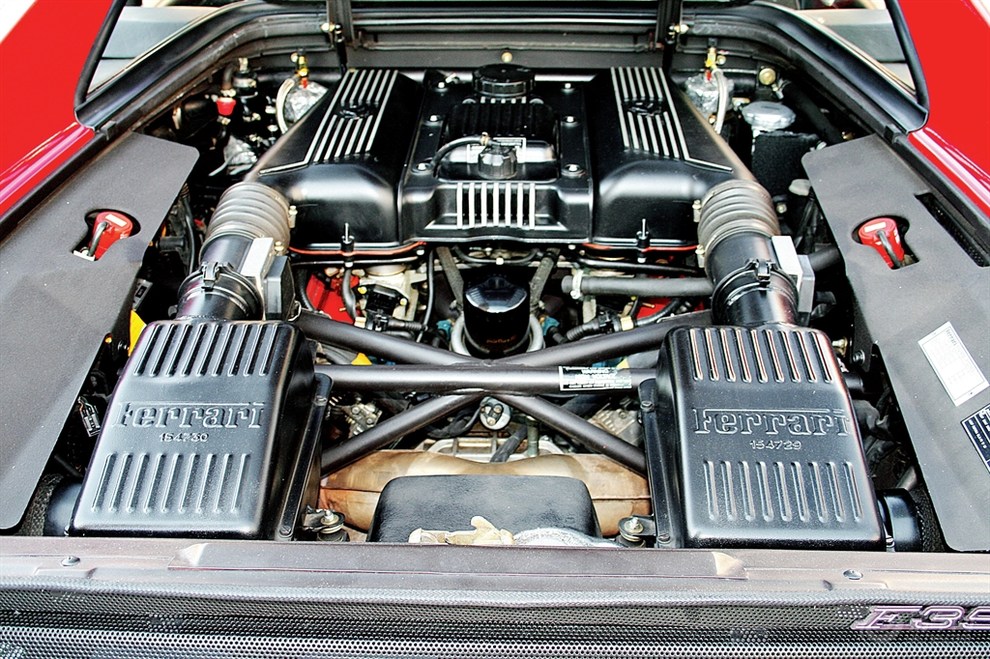 法拉利v8发动机发展史